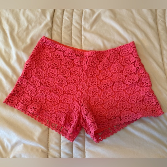 Jennifer Lopez Coral Lace Shorts - Picture 1 of 3